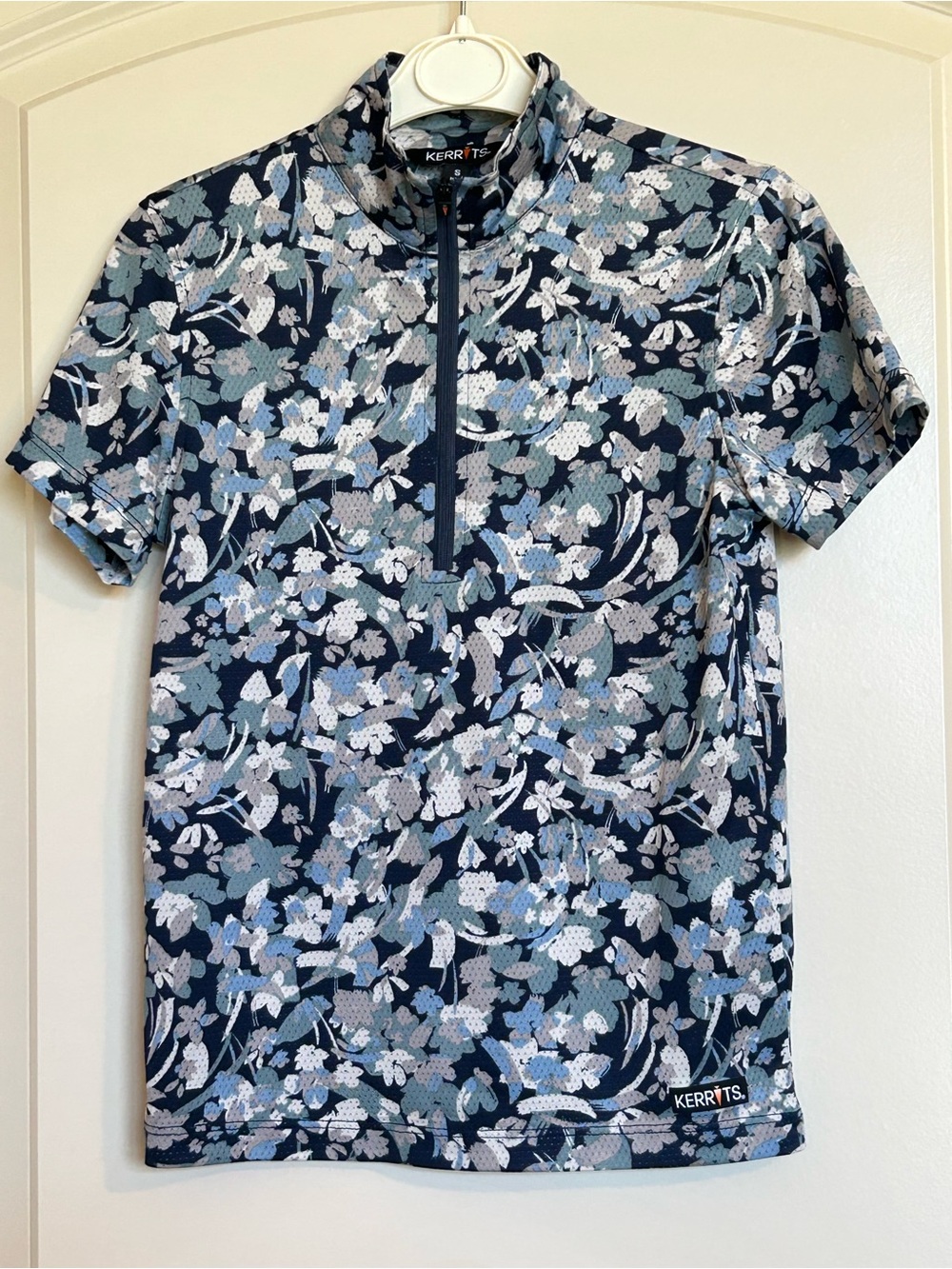 6-7 Kerrits ICE FIL Short Sleeve Shirt